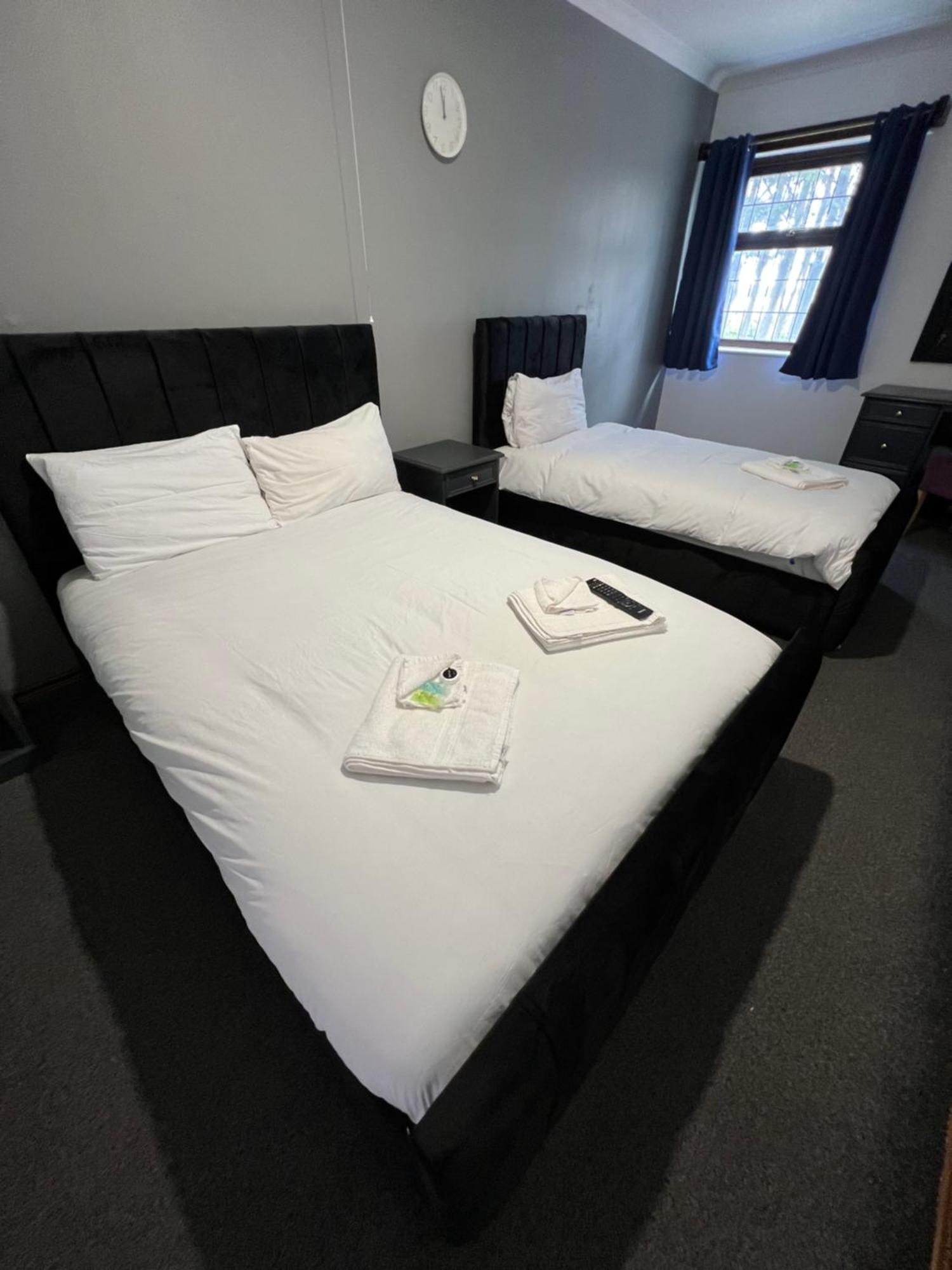Oyo Stay Inn Express, Cambridge Papworth Everard Exterior foto